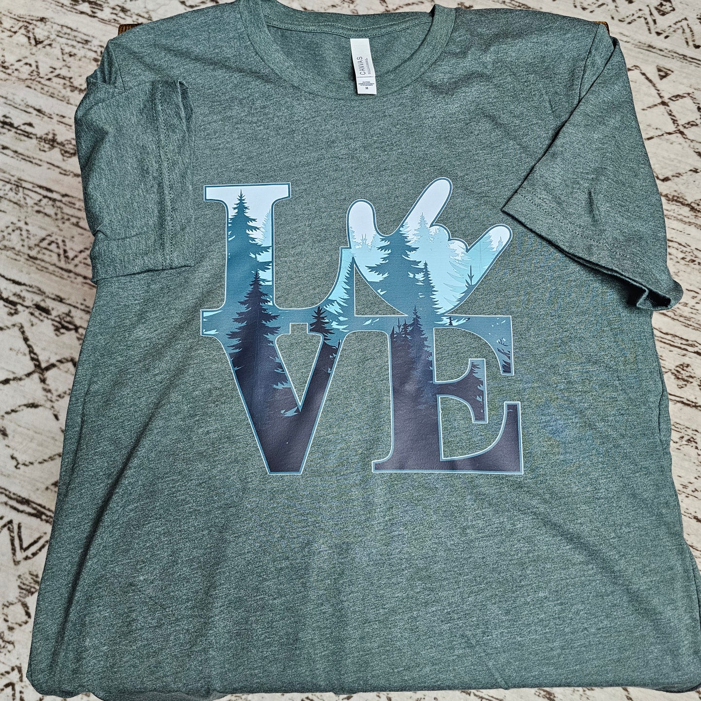 T-Shirt LOVE w/ ILU - Green Forest