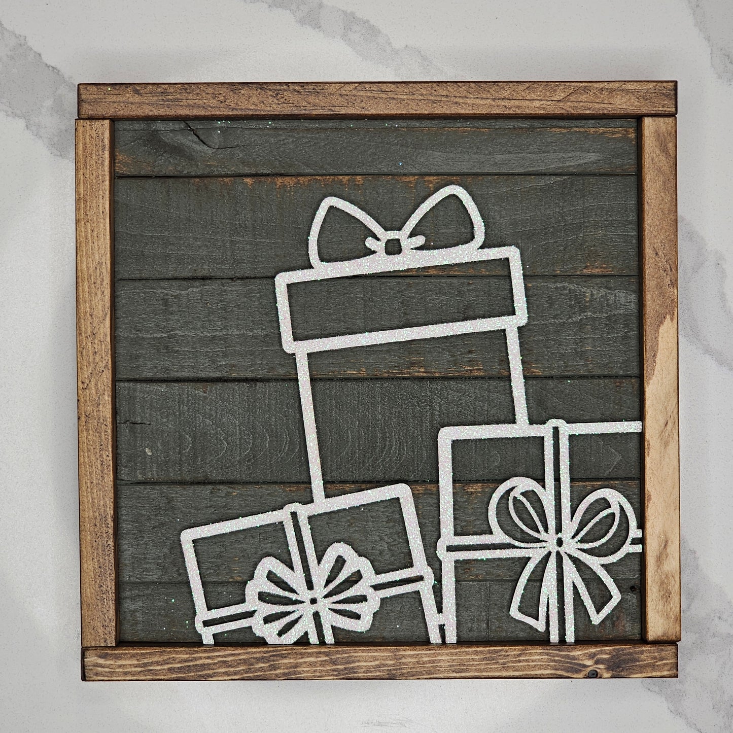 Presents - Sentiment (9 by 9) (Multi)