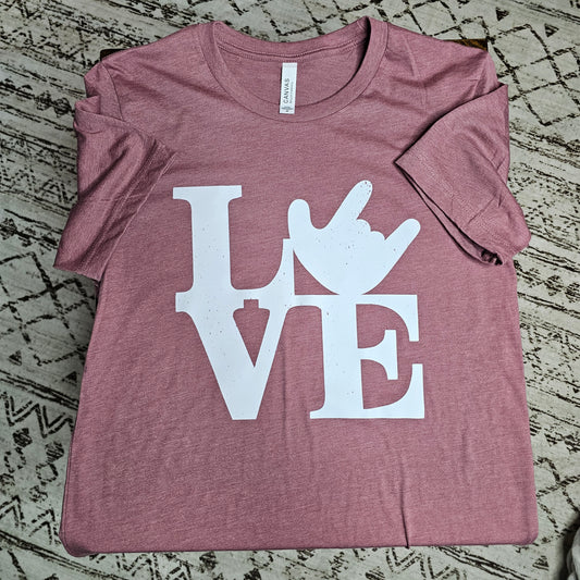 T-Shirt - LOVE w/ ILU Hand white print
